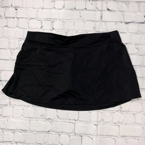 VENUS Other - Venus Black Swim Skirt